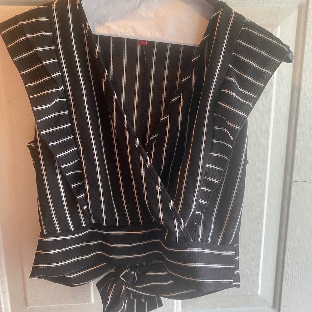 Guess Women’s black with white stripe top